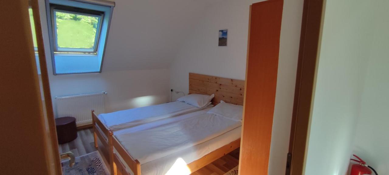 Olt-Part Vendégház BaileTusnad Esterno foto