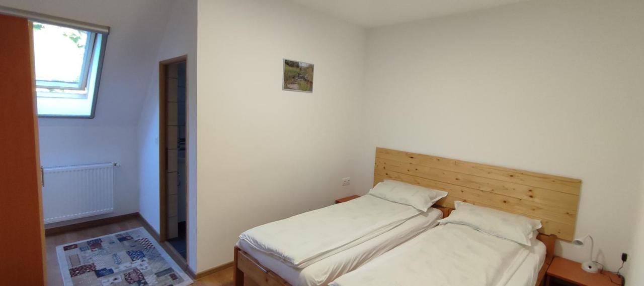 Olt-Part Vendégház BaileTusnad Esterno foto